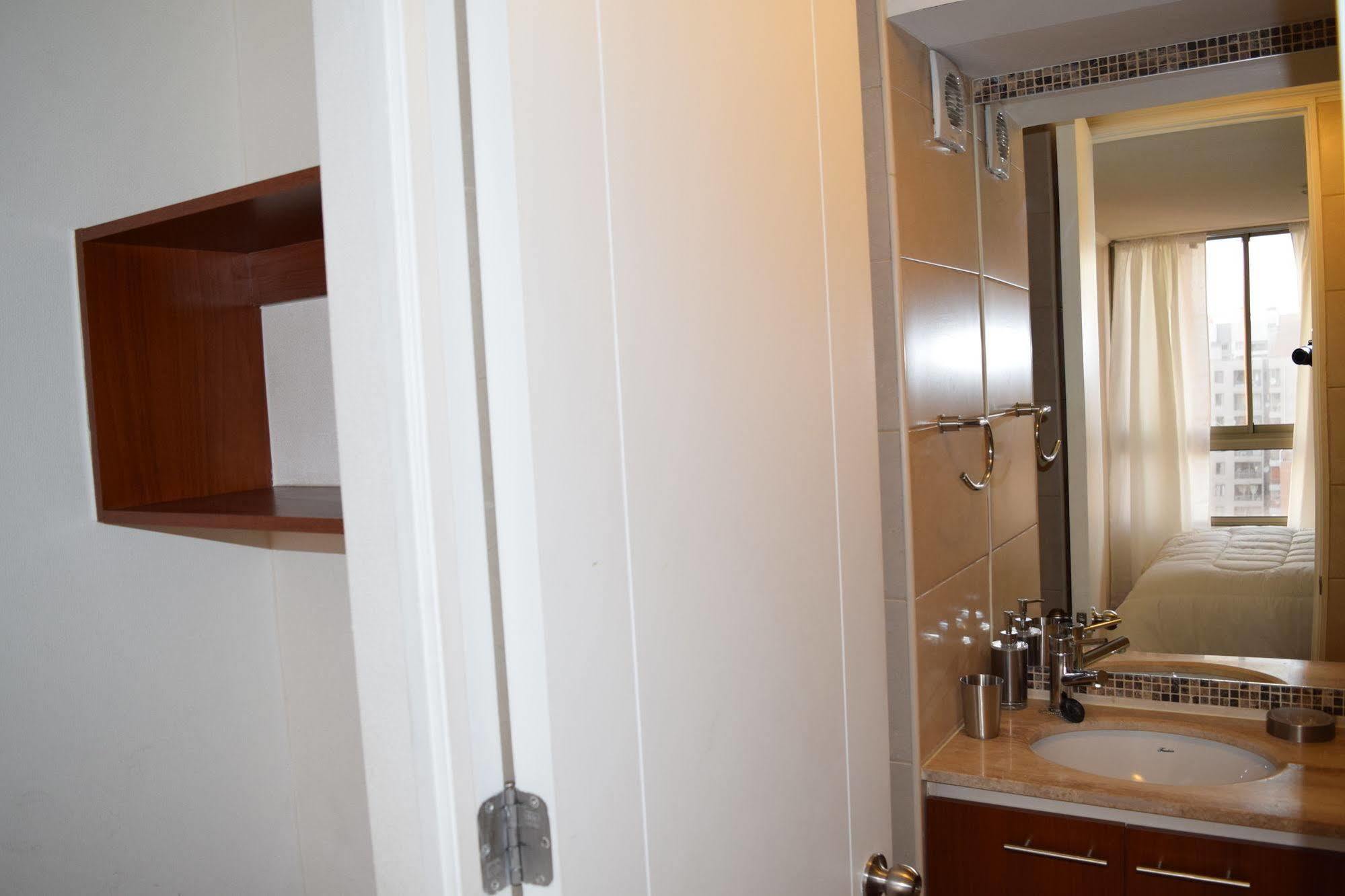 Sys Suites Tarapaca Сантьяго Экстерьер фото