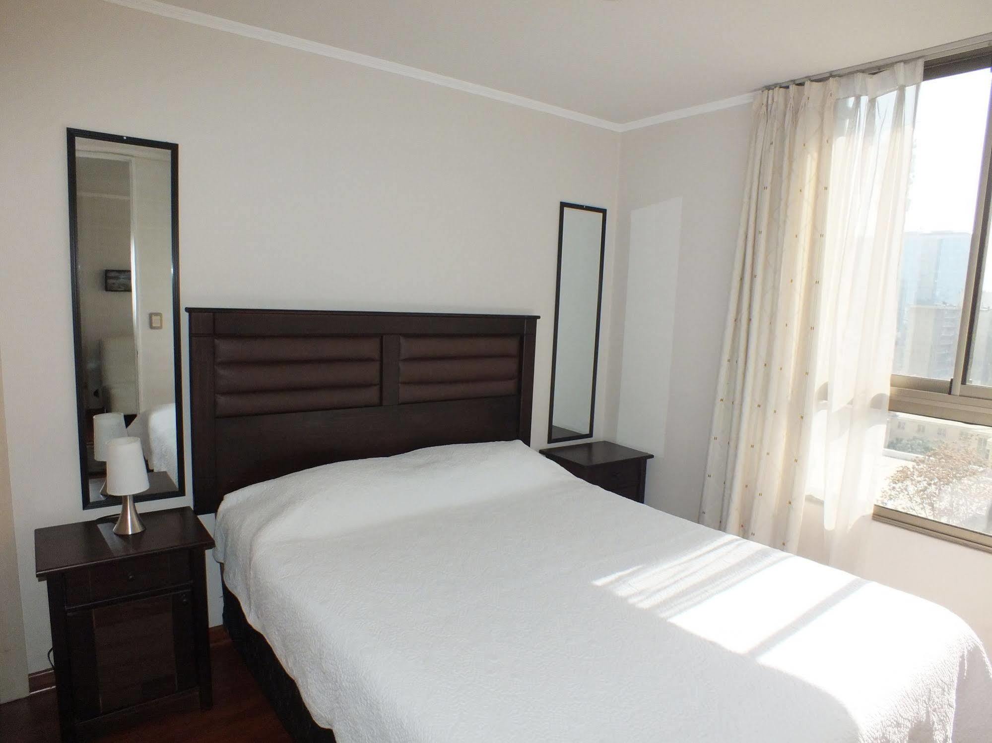 Sys Suites Tarapaca Сантьяго Экстерьер фото